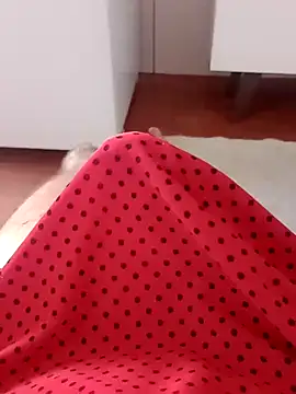 Snapshot of safadomefazgozar chatting on March 3, 5:29 pm safadomefazgozar online show from March 3, 5:29 pm