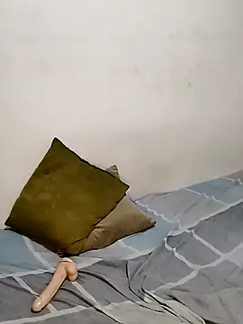 Snapshot of Tripisv chatting on February 7, 1:58 am Tripisv online show from February 7, 1:58 am