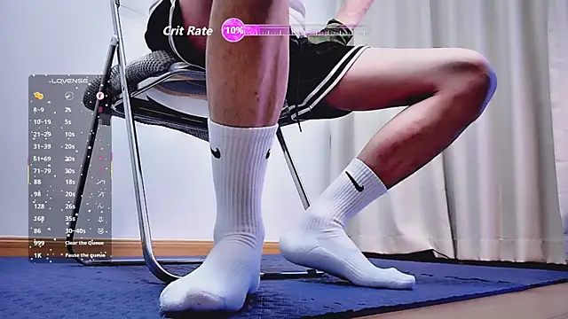 FEIYU001 online show from December 22, 2:47 pm