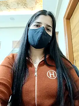 Snapshot of aaliya_bhattt chatting on January 20, 5:48 pm aaliya bhattt online show from January 20, 5:48 pm