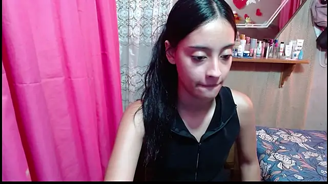 Lunawillis online show from April 21, 8:34 pm