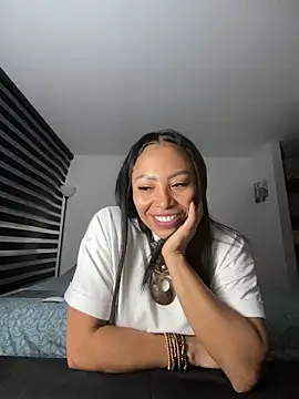 Snapshot of CindyWilliams_ chatting on February 23, 1:13 am CindyWilliams online show from February 23, 1:13 am