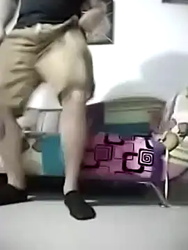 AndresSmith   online show from March 4, 8:46 am