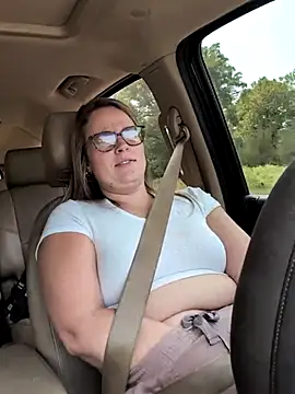 Snapshot of MrandMrsPooks chatting on September 15, 6:41 pm MrandMrsPooks online show from September 15, 6:41 pm