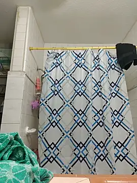 Snapshot of ed44435 chatting on October 10, 6:01 am ed44435 online show from October 10, 6:01 am