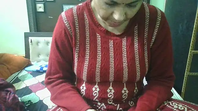 Snapshot of couplesuni chatting on December 20, 3:58 am couplesuni online show from December 20, 3:58 am