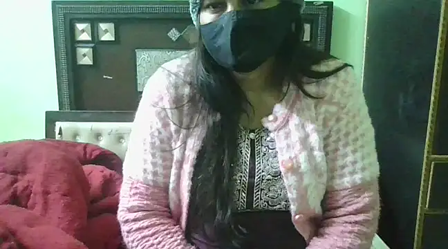 Snapshot of couplesuni chatting on December 29, 7:00 pm couplesuni online show from December 29, 7:00 pm