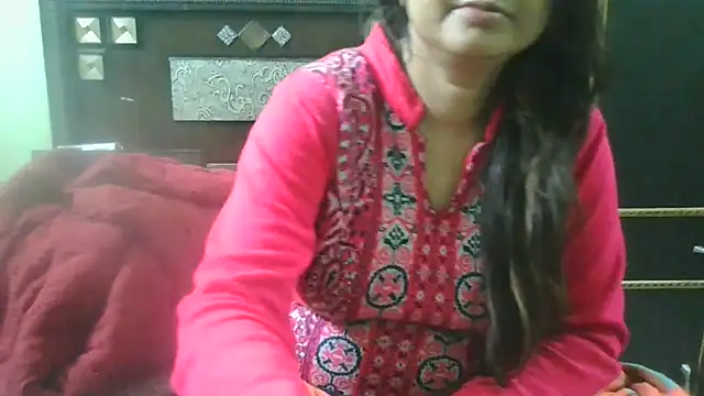 Snapshot of couplesuni chatting on January 30, 11:01 am couplesuni online show from January 30, 11:01 am