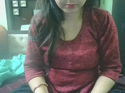 Snapshot of couplesuni chatting on February 15, 3:42 am couplesuni online show from February 15, 3:42 am