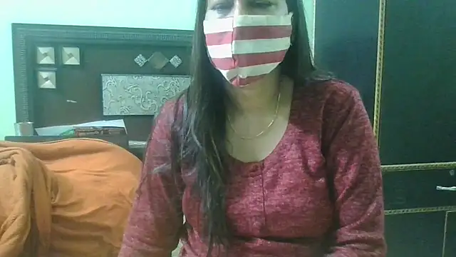 Snapshot of couplesuni chatting on February 20, 9:53 pm couplesuni online show from February 20, 9:53 pm