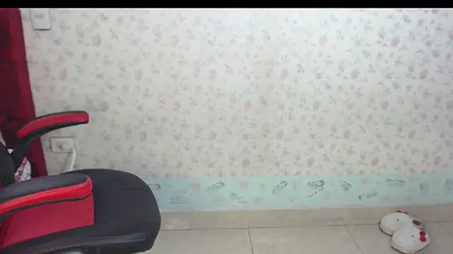 Snapshot of kayla_k18 chatting on October 29, 1:08 am kayla k18 online show from October 29, 1:08 am