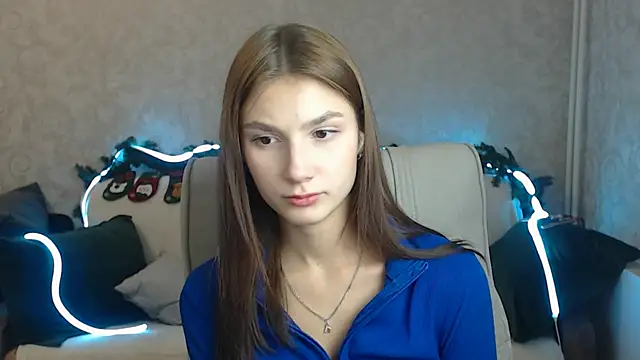 AnaHoney online show from December 5, 7:38 am