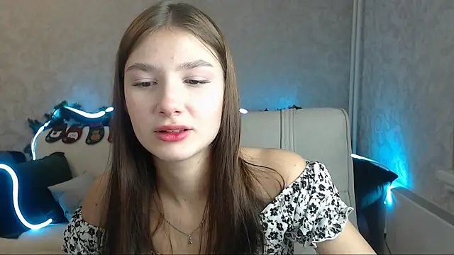 AnaHoney online show from December 14, 12:55 am