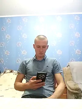 Snapshot of serhii19791 chatting on February 3, 7:52 pm serhii19791 online show from February 3, 7:52 pm