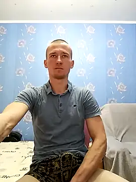 Snapshot of serhii19791 chatting on February 10, 11:57 am serhii19791 online show from February 10, 11:57 am