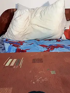 Snapshot of BarefootOmg chatting on February 10, 4:33 pm BarefootOmg online show from February 10, 4:33 pm