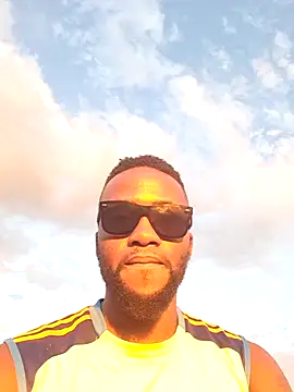 bull Giant online show from February 1, 4:54 pm