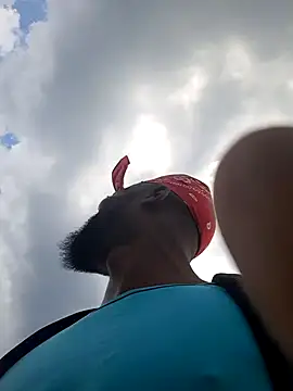 bull Giant online show from February 3, 3:27 pm