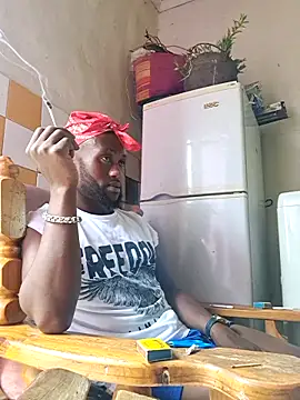 bull Giant online show from March 3, 11:55 am