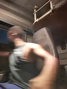 bull Giant online show from September 19, 12:45 am