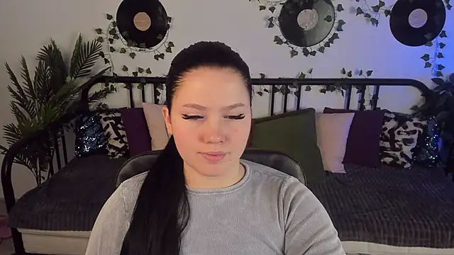 Snapshot of MaryAriel chatting on February 23, 3:02 am MaryAriel online show from February 23, 3:02 am