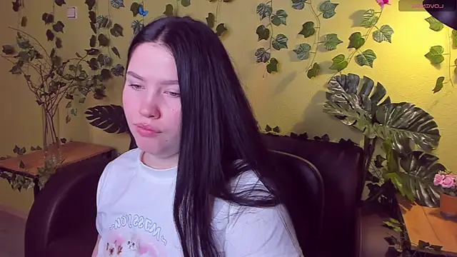 Snapshot of MaryAriel chatting on March 20, 3:56 am MaryAriel online show from March 20, 3:56 am