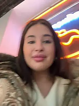 Sophie Avory online show from February 20, 4:25 pm