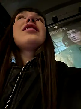 Sophie Avory online show from October 2, 7:10 pm