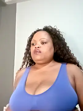 hugemelonsxxx online show from March 10, 6:23 pm