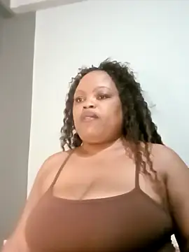 hugemelonsxxx online show from March 13, 5:18 pm