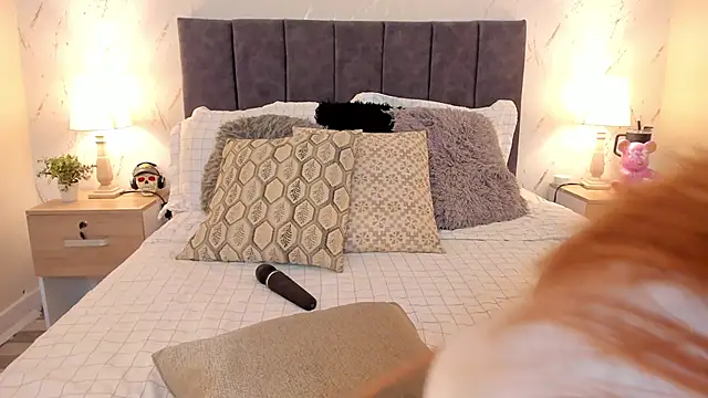 CyntiaAdams online show from September 9, 2:16 pm