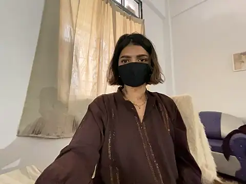 MaYaa  11 online show from January 22, 11:56 am