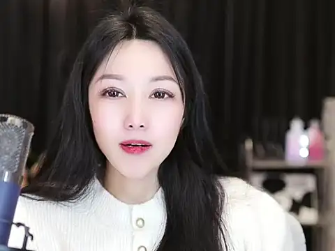 Nuyoah-77 online show from February 10, 5:41 pm