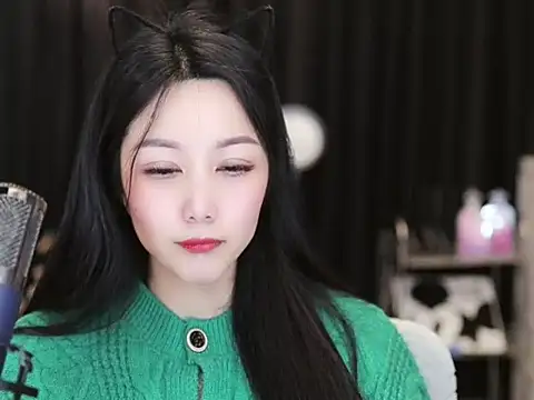 Nuyoah-77 online show from February 17, 6:26 pm