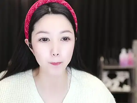 Nuyoah-77 online show from March 8, 3:45 pm