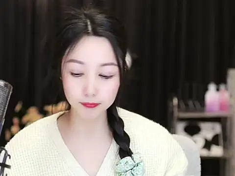 Nuyoah-77 online show from March 8, 6:47 pm