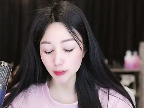 Nuyoah-77 online show from March 11, 5:57 pm