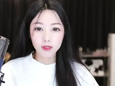 Nuyoah-77 online show from March 18, 2:59 pm