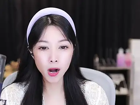 Nuyoah-77 online show from September 12, 5:13 pm