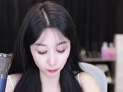 Nuyoah-77 online show from September 13, 4:18 pm