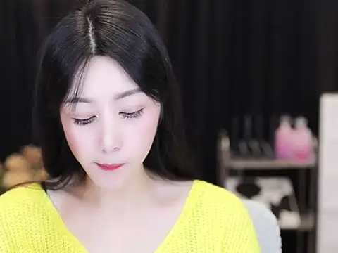 Nuyoah-77 online show from October 2, 4:03 pm