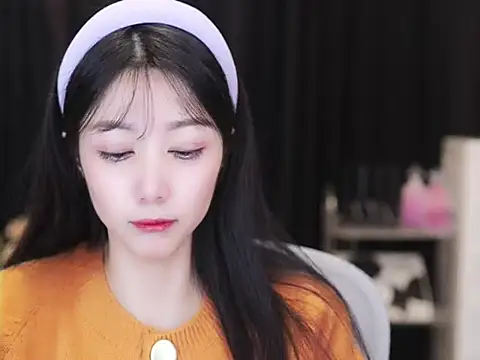 Nuyoah-77 online show from October 16, 3:57 pm