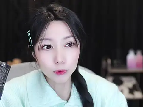 Nuyoah-77 online show from January 14, 1:50 pm