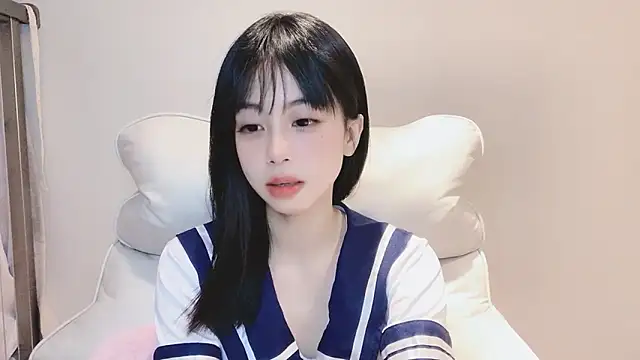 -Hottie online show from December 17, 6:20 pm