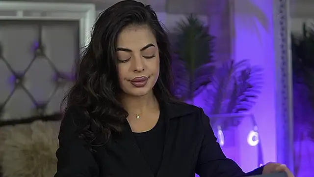 KeylaConner online show from December 22, 6:21 am