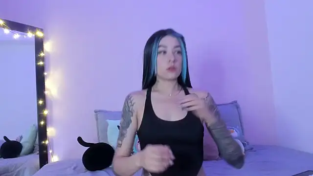 ValeriaCox online show from February 8, 10:39 am