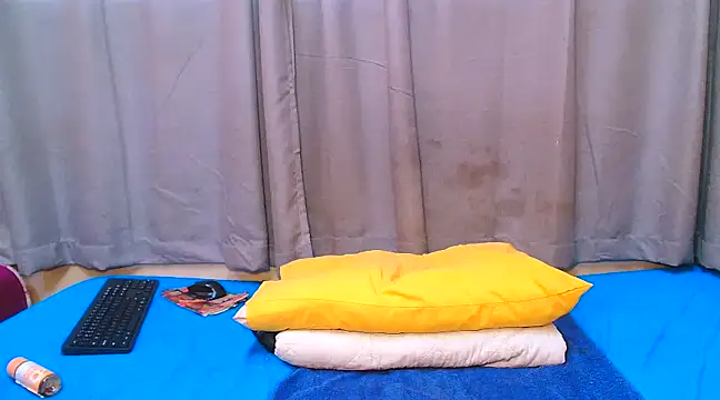 Snapshot of SexyCamilaxx chatting on January 29, 12:56 pm SexyCamilaxx online show from January 29, 12:56 pm