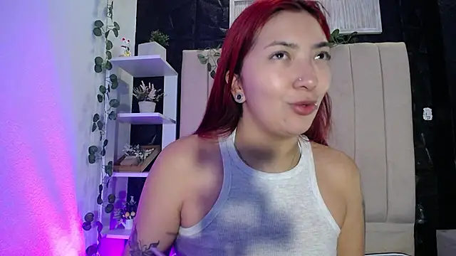 Snapshot of Mia_Rinn chatting on January 22, 1:00 pm Mia Rinn online show from January 22, 1:00 pm