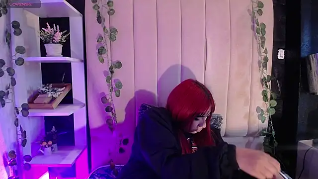 Snapshot of Mia_Rinn chatting on January 28, 4:30 pm Mia Rinn online show from January 28, 4:30 pm