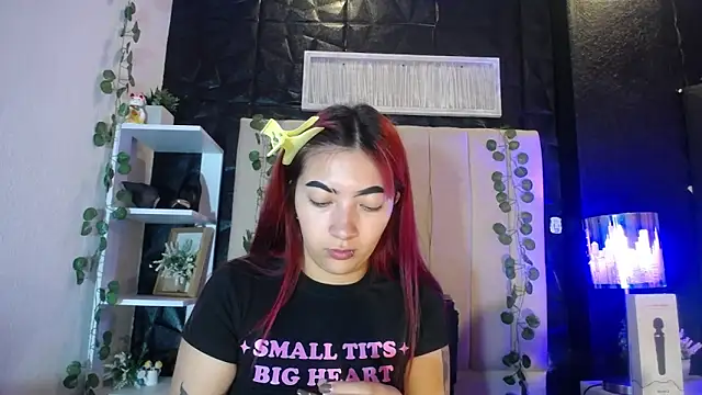 Snapshot of Mia_Rinn chatting on March 15, 1:18 pm Mia Rinn online show from March 15, 1:18 pm